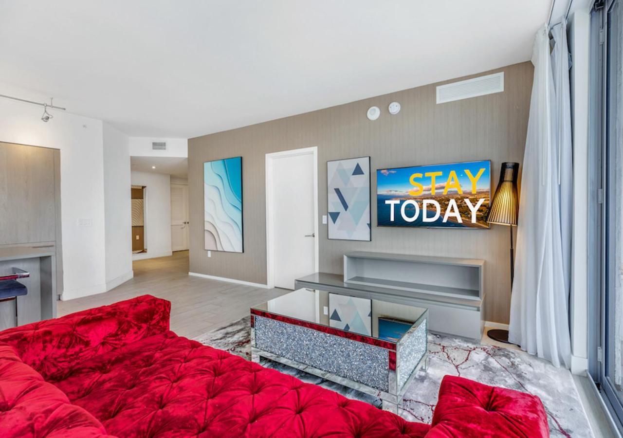 Hyde Beach House Three-Bedroom, Waterfront, Ocean And Intercostal View, Rooftop Pool, 5 Min Walk To Beach هوليوود المظهر الخارجي الصورة